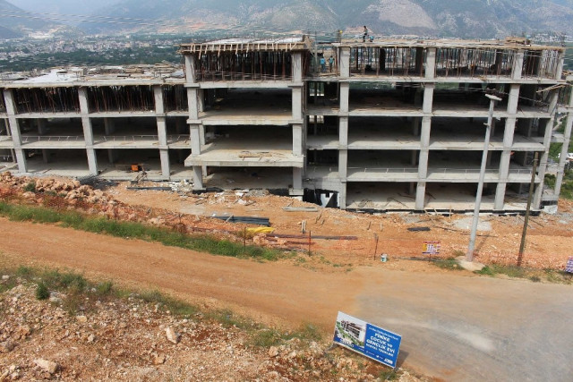 Finike Çocuk ve Gençlik Evi