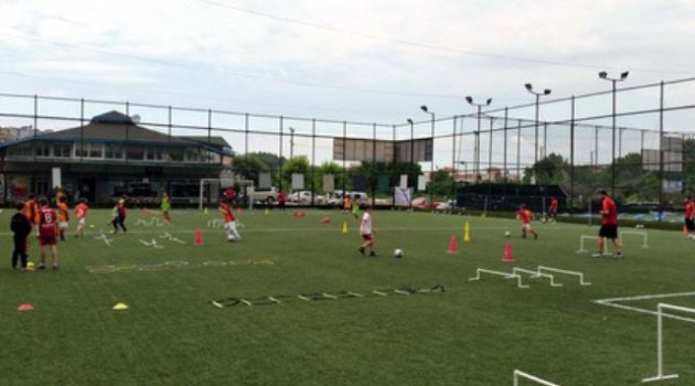 Galatasaray'ın Yeni Yıldızları Bursa'dan Yetişiyor