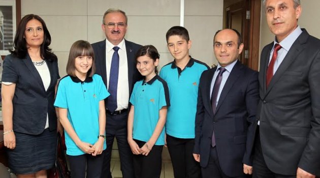 Gelecek sizlerle güzelleşecek