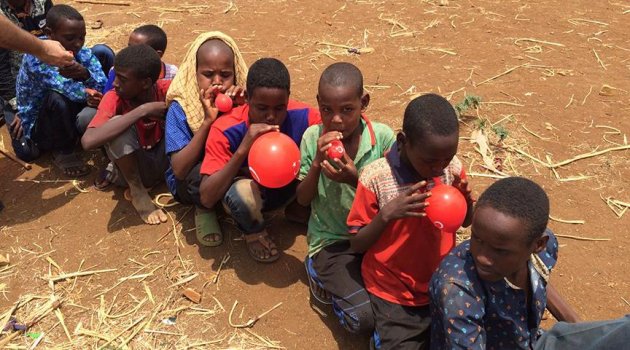 İlk Kez Balon Görmenin Mutluluğunu Yaşadılar