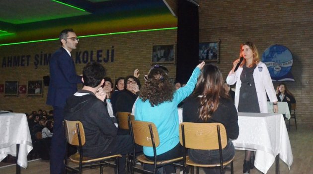 İngilizce Yarışmalar Çekişmeli Geçiyor