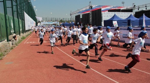 İstanbul Çocuk Maratonu Renkli Görüntülere Sahne Oldu
