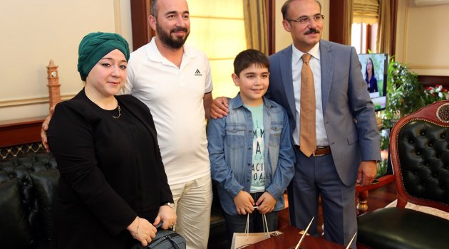 İşte Cumhurbaşkanı'nın övgüyle bahsettiği o çocuk