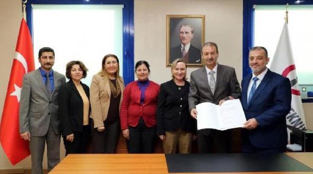 İSTE'ye Çocuk Kütüphanesi