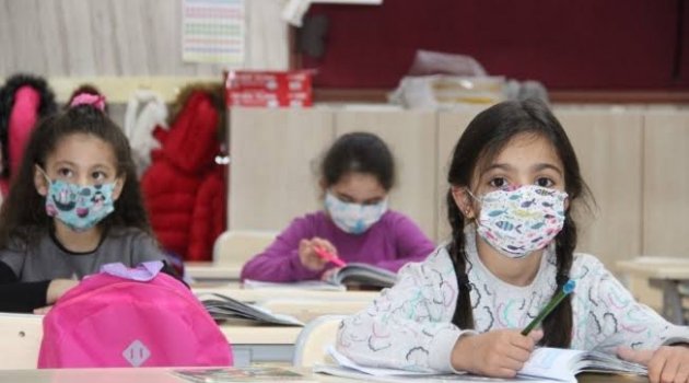 Karaman'da okullar şenlendi