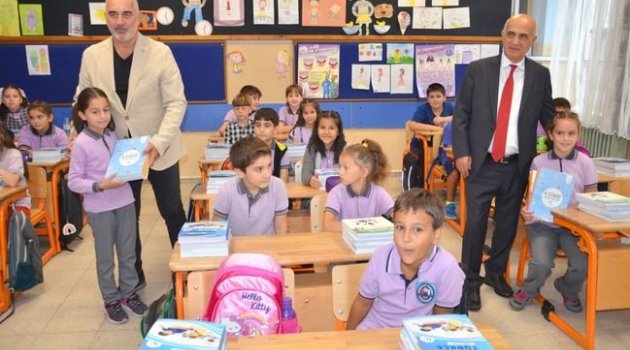 Karamürsel’de İlköğretim Haftası kutlaması