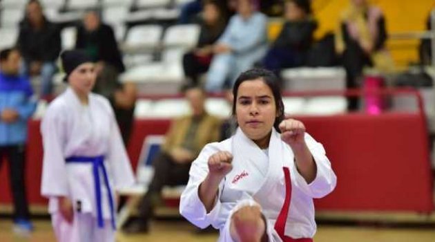 Karate İl Birinciliği Müsabakaları Tamamlandı