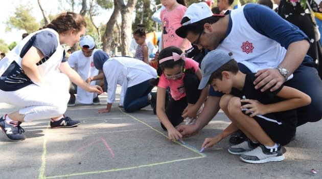 Karesi'de Çocuklar Çok Mutlu