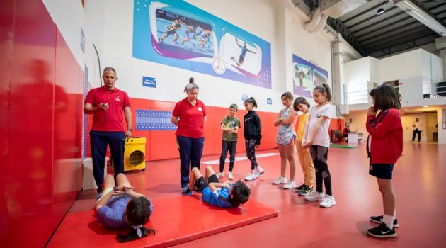 Karşıyaka'da çocuklar doğru spora yönlendiriliyor!
