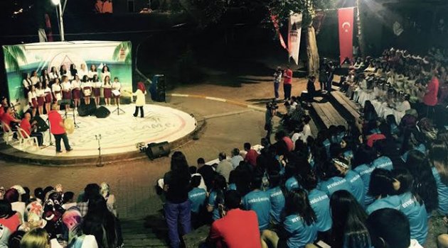 Kefkenli Öğrencilerden Unutulmaz Gece