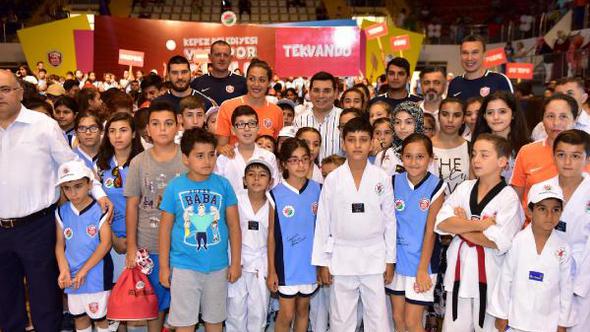 Kepez'de yaz okulu açıldı