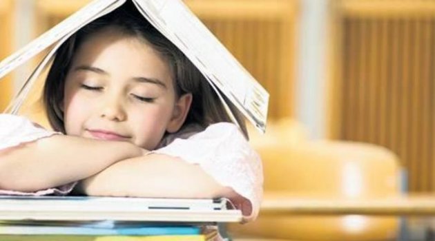Kitap okuyan çocuk daha fazla kazanıyor.
