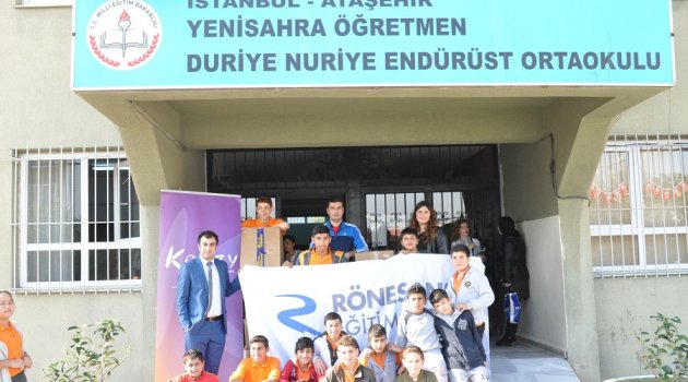 Kozzy, Kitap Kumbarası ile Bir Okulu Daha Sevindirdi