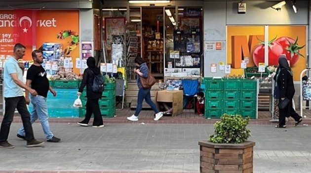 Kutulu şaka ile büyüklerini korkuttular