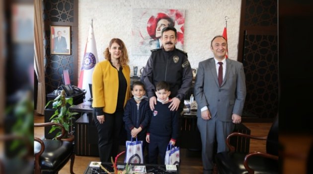lk mektuplarını ‘Müdür Amcalarına’ yazdılar