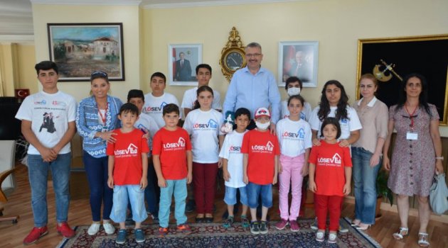 Lösemili çocuklar Karacabey’i gezdi