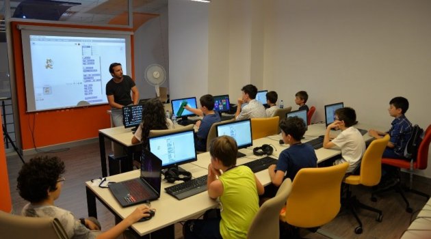 “Maker Çocuk Yaz Kampı' Başladı