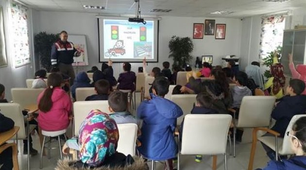 Manisa'da Öğrencilere Trafik Eğitimi