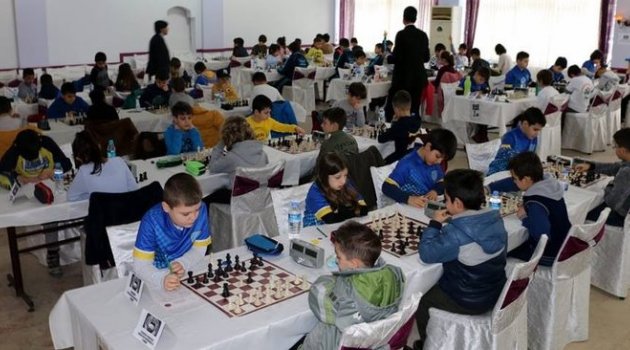 Marmaraereğlisi’nde Satranç Turnuvası