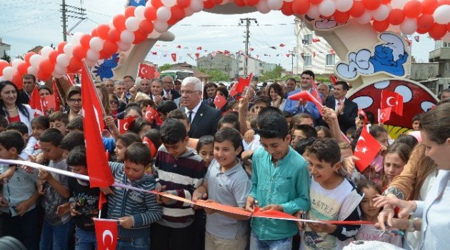 Masal Parkı’nı Çocuklar Açtı