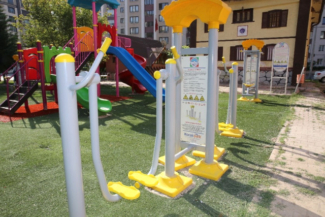 Melikgazi'de Çocuklar İçin Parklar Yenileniyor
