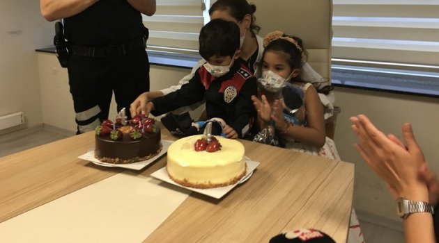 Minik Ali’ye polisten sürpriz doğum günü