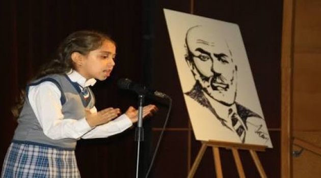 Minik Büşra'dan Gözü Yaşlı İstiklal Marşı