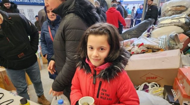 Minik Hayrunnisa’dan duygulandıran yardım