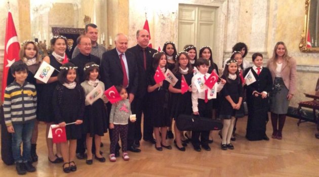 Minik Kemancılardan Viyana’da Büyüleyici Performans