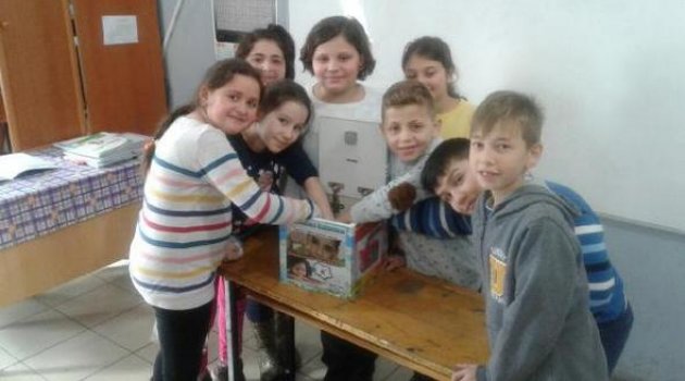 Minik Öğrencilerden Duyarlı Davranış