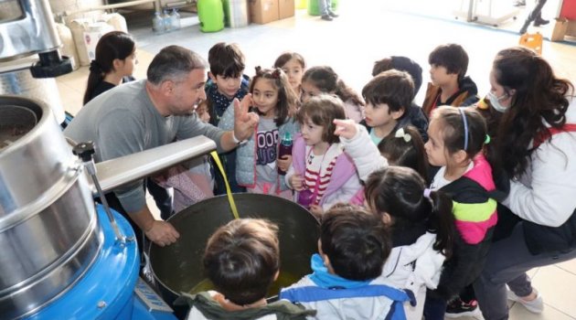 Minik öğrencilere sıvı altın anlatıldı