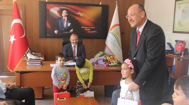 Minik Öğrencilerin Sevinci