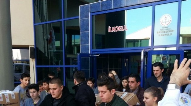 Minik Öğrencinin Duygulandıran Mesajı