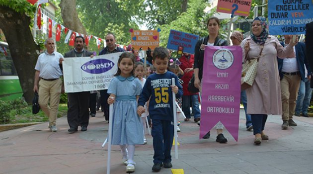 Minik yürekleri, onların gözü oldu