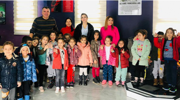 Minikler Bilim Merkezini Ziyaret Etti