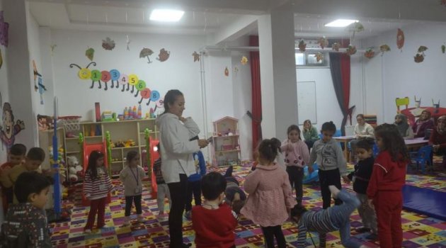 Minikler Enerjilerini Jimnastikle Atıyor
