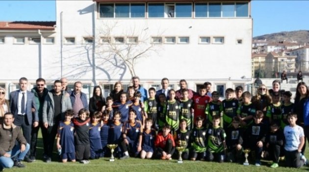 Minikler futbol müsabakaları sona erdi