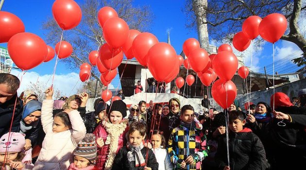 Minikler Halepli Kardeşleri İçin Balon Uçurdular