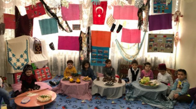 Minikler Kaybolan Meslekleri Canlandırdı