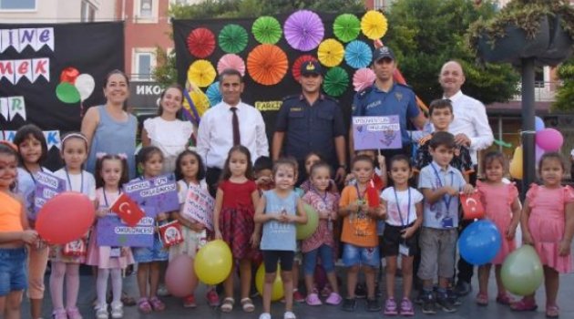 Minikler okul öncesi eğitime dikkat çekti