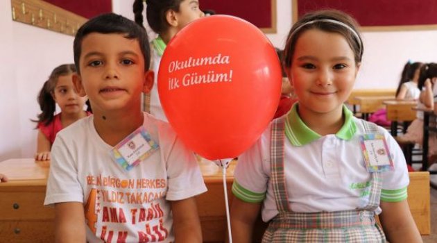 Minikler Okula Başlamanın Heyecanını Yaşadılar