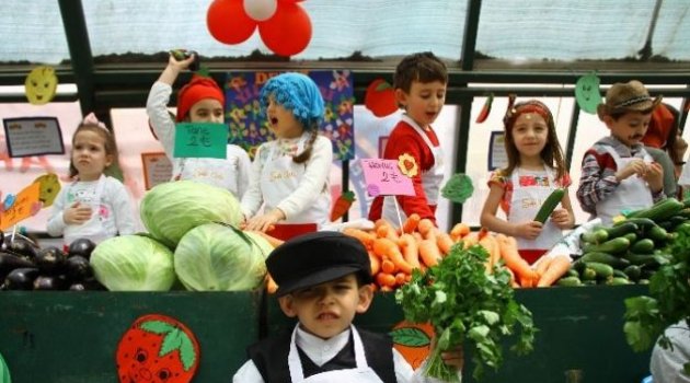 Minikler “Pazarcı” Oldu