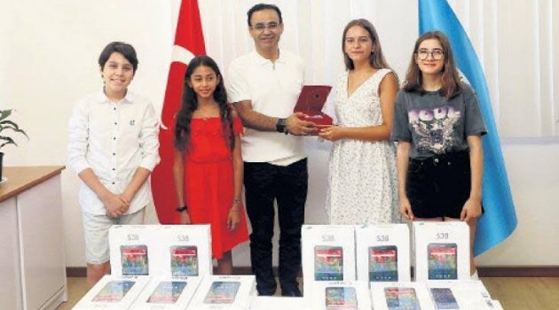 Minikler, sözünü tuttu