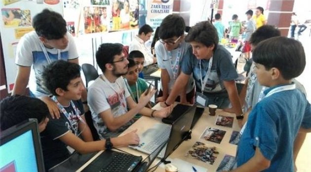 Minikler Teknolojiye El Attı