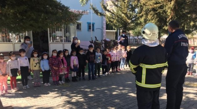 Minikler yangın eğitimi aldı