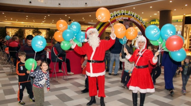Minikler Yılbaşı Süslerini Hazırladı