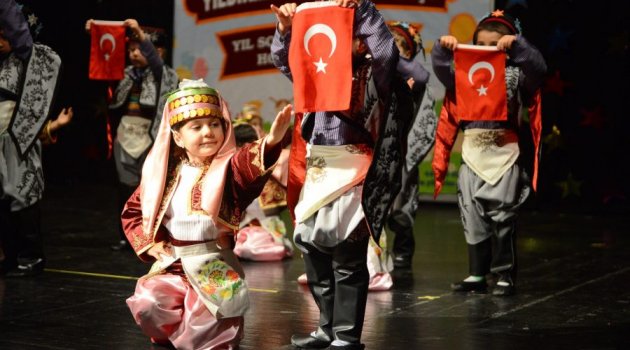 Miniklerin Mezuniyet Heyecanı