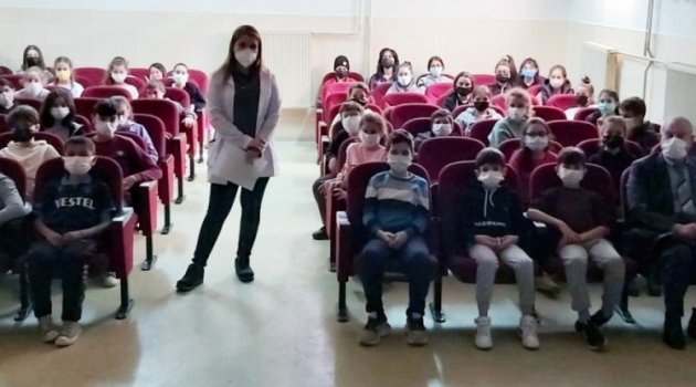 Mudanya'da öğrencilere verem anlatıldı