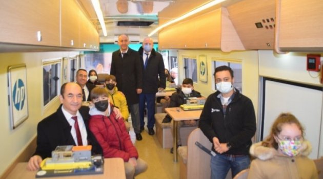 Mustafakemalpaşa'da kodlama eğitimi