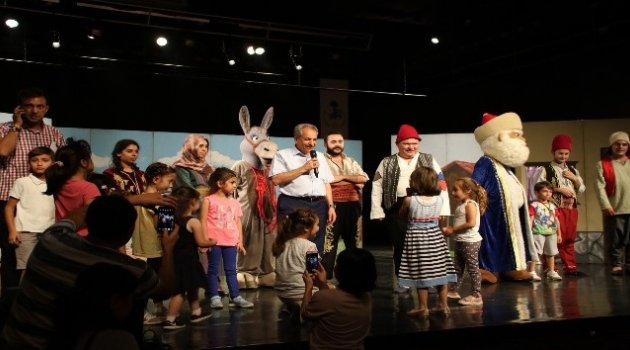 Nasrettin Hoca'yla Doyasıya Bir Gün Geçirdiler
